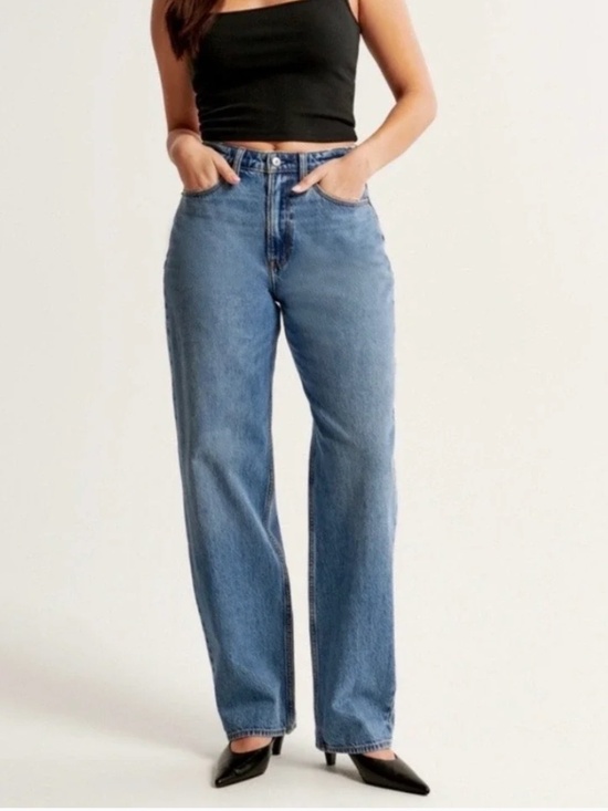 Abercrombie & Fitch Denim - NWT Abercrombie & Fitch High Rise Taper Jeans Blue Medium Wash Size 8 Short